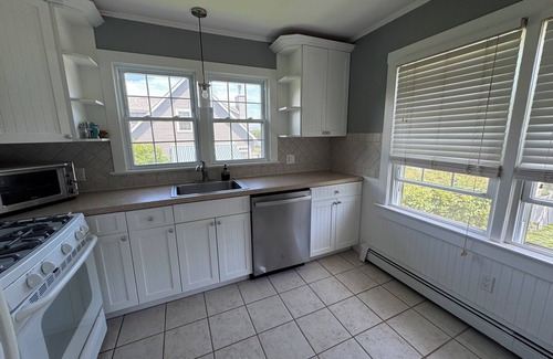 Spring Lake Heights Apartment | Peaceful 2-bedroom apartment with AC in Spring Lake Heights close to the beach.