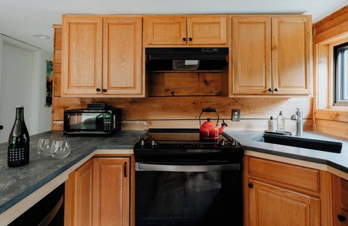 Tannersville Ski Chalet | Peaceful A-Frame Chalet w/Hot Tub, Mtn Views Near Hunter + Kaaterskill Falls