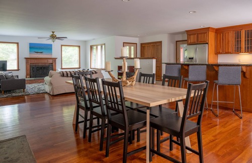 Sheffield House | Peaceful and Private Setting