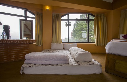 Baluwapati Deupur Hotel | Peaceful Cottage, 360 degree panoramic view room