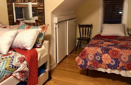 River Grove House | Peaceful Country Home near O’hare airport