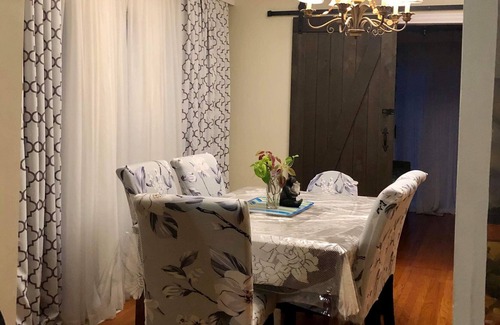 River Grove House | Peaceful Country Home near O’hare airport