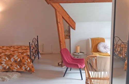 Chennevieres-sur-Marne Bed & Breakfast | Peaceful stay between Paris and Disneyland - 2 comfortable rooms with garden