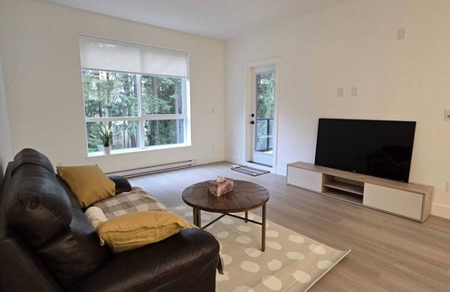 Surrey Apartment | Peaceful Full Space in the City with Creek & Forest Views, Near Beach & Highways