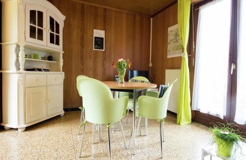 Froidchapelle House | Peaceful Garden Hideaway