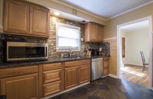 Indianapolis House | Peaceful Getaway Scenic Park & River Views in the heart of Broad Ripple Village!
