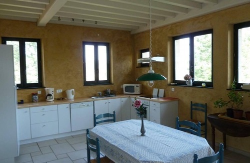 Saint-Haon-le-Vieux Cottage | Peaceful house with fireplace and wifi in Saint-Haon-le-Vieux