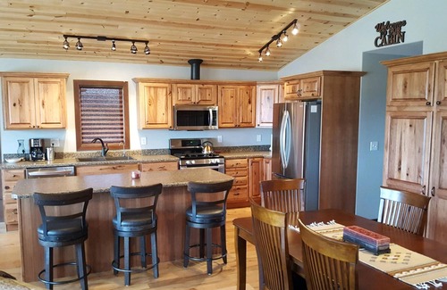 Devils Tower House | Peaceful home with breath-taking views of Devils Tower & room to roam