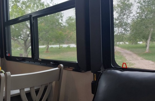 Mathis House | Peaceful lake front Glamping Camper across from State Park