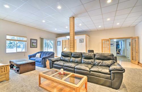 Cooper Landing House | Peaceful Mountain-View Home - Walk to Kenai Lake!