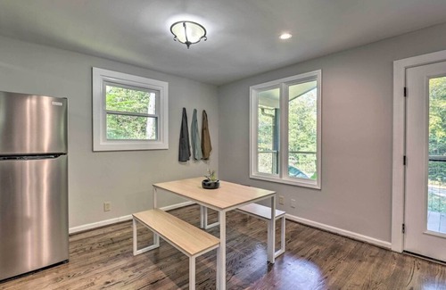 Pegram House | Peaceful Oasis in the Woods, just 30 minutes to Nashville!