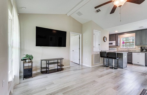 Milton House | Peaceful Pace Vacation Rental w/Smart TV!