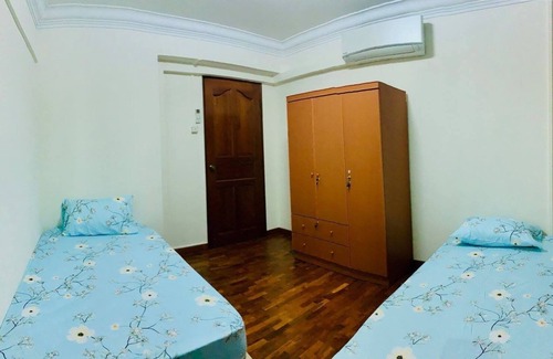 Singapore Apartment | Peaceful private room in the west with amenities