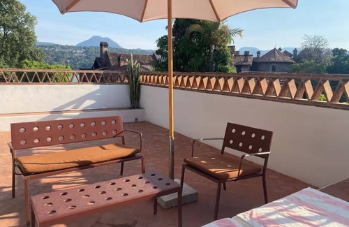 Santa Maria Ahuacatlan House | Peaceful pueblo home near the lake