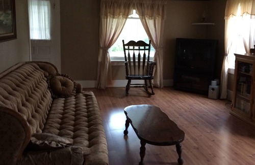 Brookville House | Peaceful Quaint Old Farm House & Barn on 45 acres of fields & woods