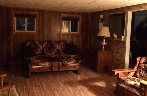 Brookville House | Peaceful Quaint Old Farm House & Barn on 45 acres of fields & woods