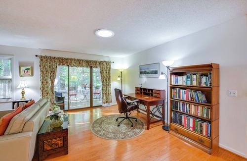 Olivia House | Peaceful Retreat! Carolina Trace Home w/ Porch