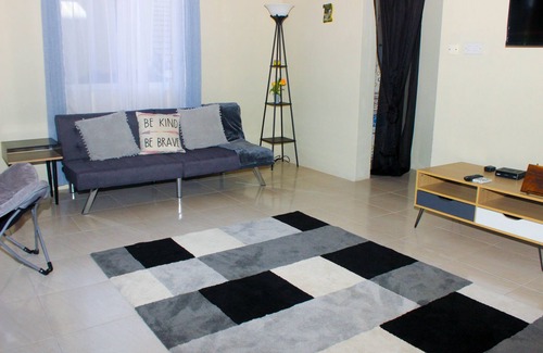 Discovery Bay House | Peaceful Retreat