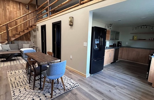 Divide Apartment | Peaceful retreat nearThe Big Hole River , Butte ,and Dillon.