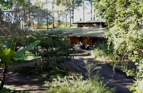 Valla House | Peaceful retreat with scenic views and serenity