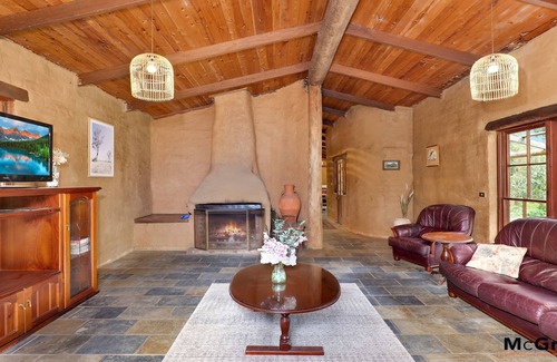 Valla House | Peaceful retreat with scenic views and serenity