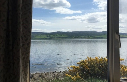 Inverness House | Peaceful Sea View Home Close to Inverness
