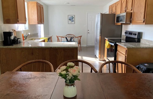Savannah House | Peaceful & Spacious Family Home