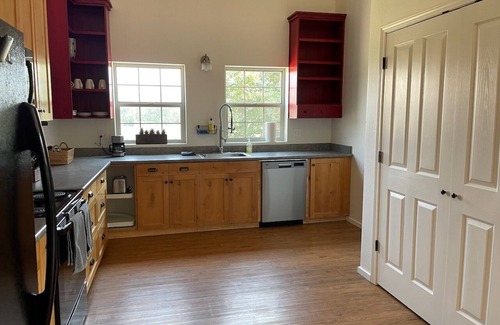 Ashland House | Peaceful, spacious home on 8 acres. Pet-friendly, close to town, and a creek!