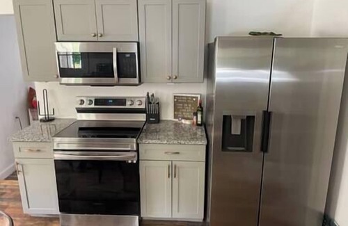 Horseheads House | Peaceful stay in the Finger Lakes, Hot tub, kitchen, grill