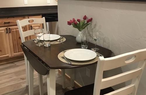 Kalifornsky House | Peaceful unit on beautiful wooded Lot. Minutes to Kenai, Soldotna & Kasiloff.