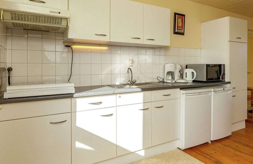 Municipality of Oldambt House | Peaceful vacation home in Finsterwolde with wide views.