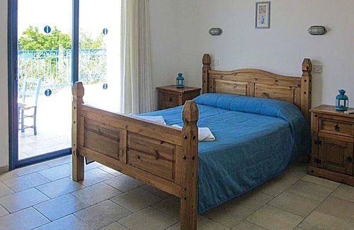 Agios Georgios Pegeias Villa | Peaceful villa close to St Georges Harbour