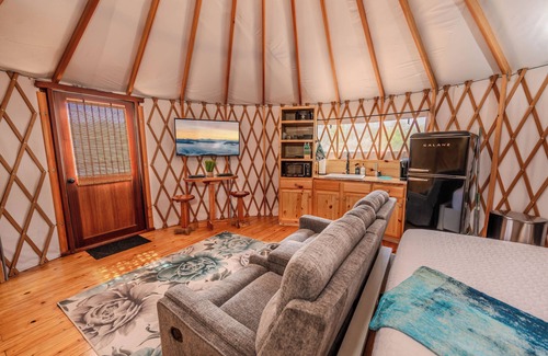 Bandera Cabin | Peacock/River Yurt Village/Couples Yurt/Hot Tub/Close to Town!