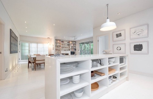 Pearl Beach House | Pearl Beach House by HolidayCo.