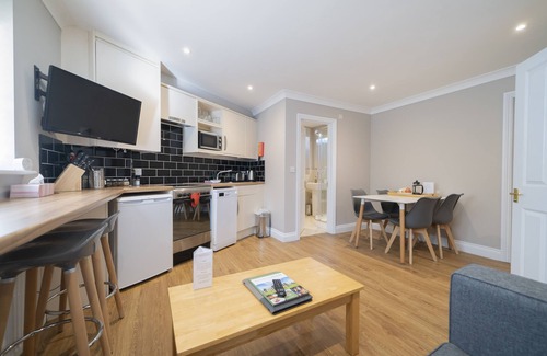 Salisbury Apartment | Peartree Serviced Apartments
