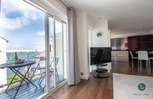 Swanage House | Pebbles - The Haven, Swanage