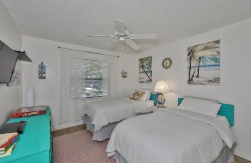 Trailer Estates House | Pelican Paradise Villa