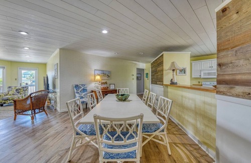 Inlet Harbour House | Pelican Porch - Five-Bedroom Inlet/Channel Front Home