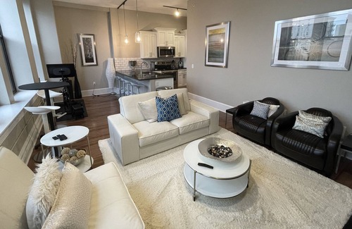 Scranton Apartment | Peloton Bike+ 2bed/2bath BRAND NEW Penthouse Apartment