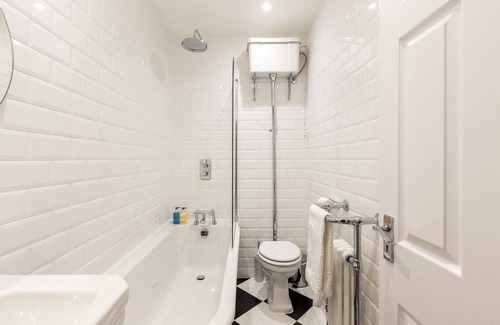Pembridge Apartment | Pembridge · Beautiful Garden Flat in Notting Hill