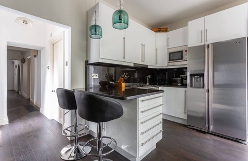 Pembridge Apartment | Pembridge Villas III by onefinestay