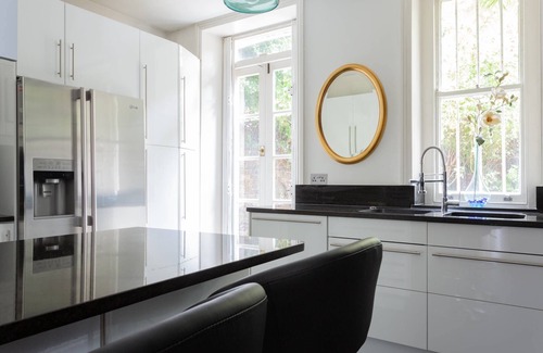 Pembridge Apartment | Pembridge Villas III by onefinestay