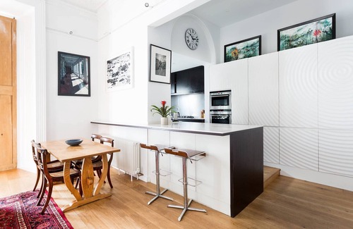 Pembridge Apartment | Pembridge Villas IV by onefinestay