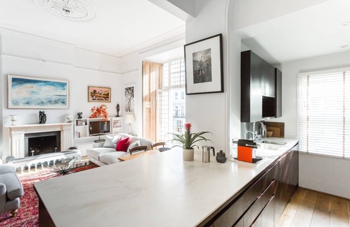 Pembridge Apartment | Pembridge Villas IV by onefinestay