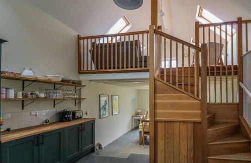 Dinas Cross House | PEN Y MYNYDD, pet friendly, with open fire in Newport, Pembrokeshire