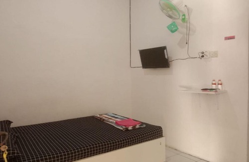 Kediri House | Penginapan Teratai