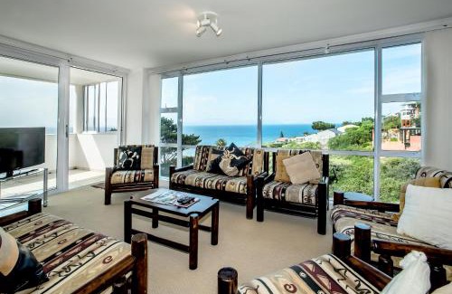 Froggy Farm Villa | Penguinden - Private Villa with Sea Views