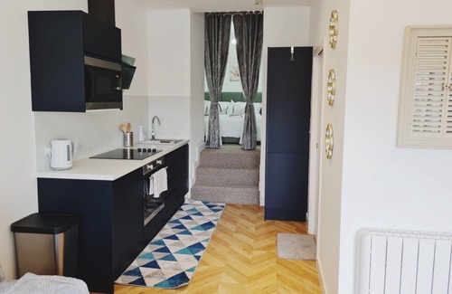 Tarbert Apartment | Penlea 1-Bed flat with Harbour view in Tarbert