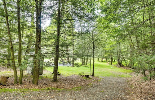 Belleville Cottage | Pennsylvania Cabin Hideaway: Hot Tub & Deck!