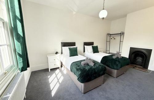 Exeter House | Pennsylvania House